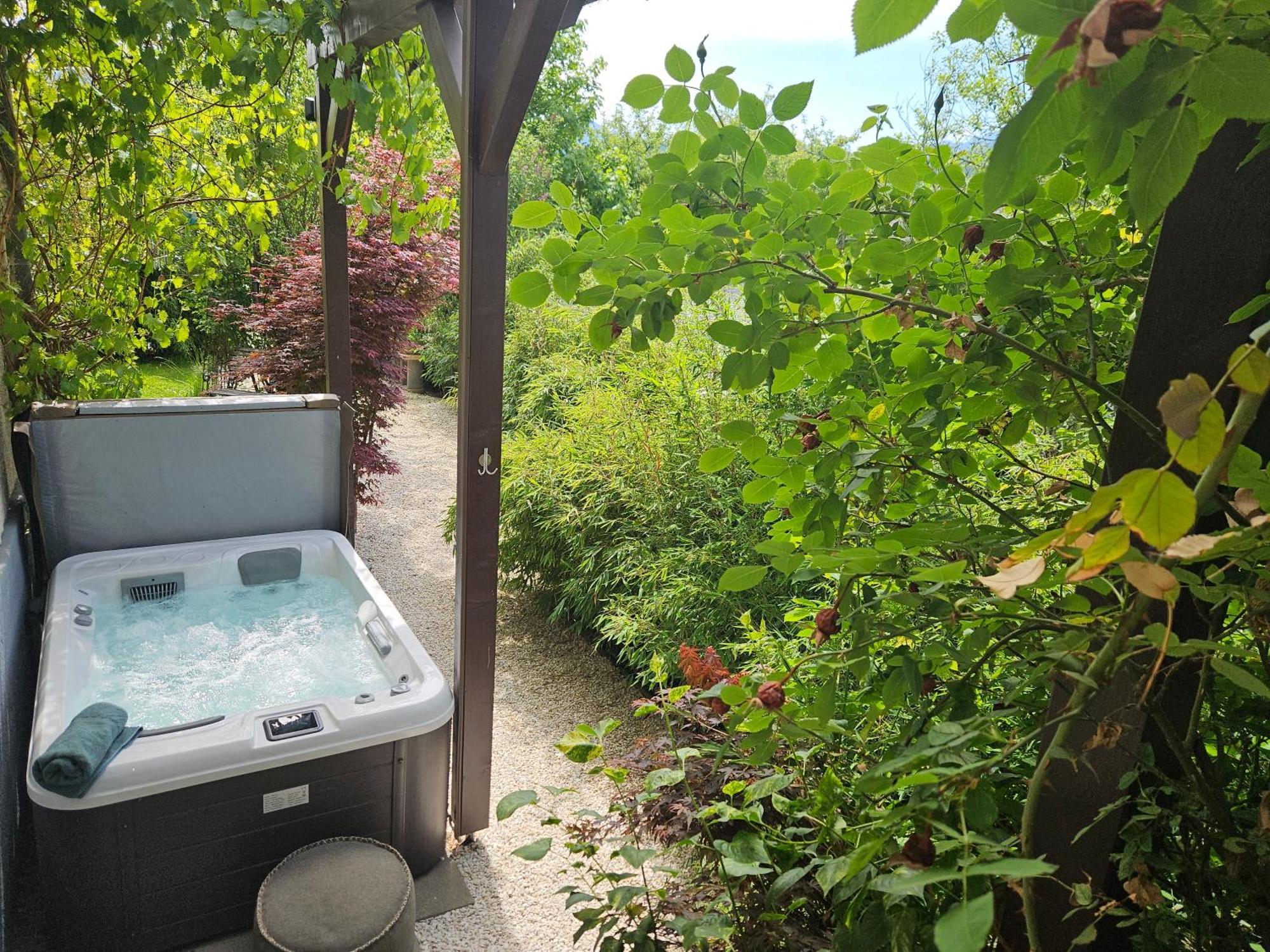 Premium Apartment Mit Privatem Whirlpool, Sauna, Garten Sankt Martin am Grimming Exterior foto